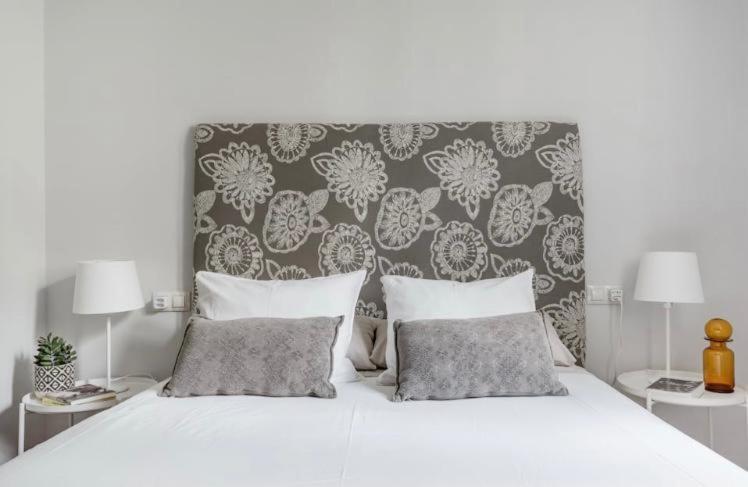 Apartamentos La Llum Alicante Exteriör bild