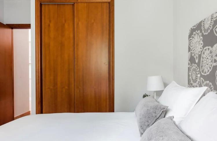 Apartamentos La Llum Alicante Exteriör bild