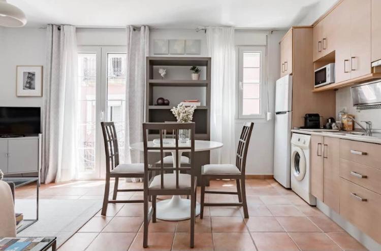 Apartamentos La Llum Alicante Exteriör bild