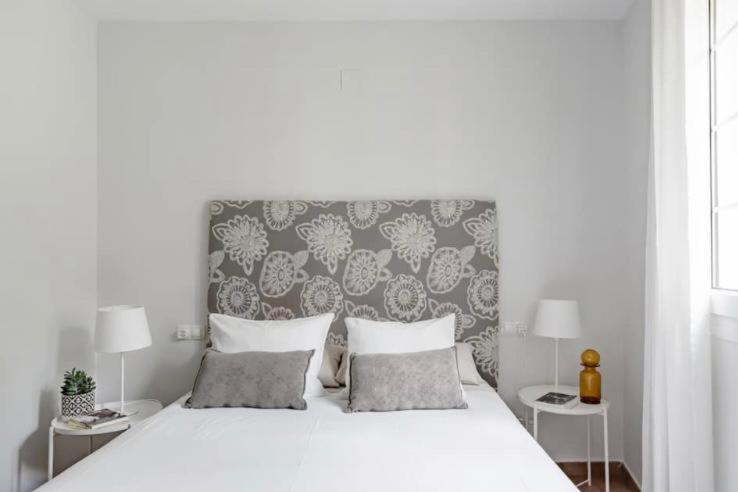 Apartamentos La Llum Alicante Exteriör bild