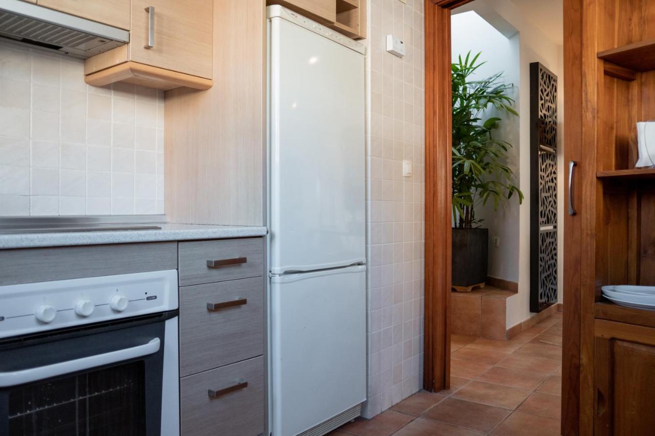 Apartamentos La Llum Alicante Exteriör bild